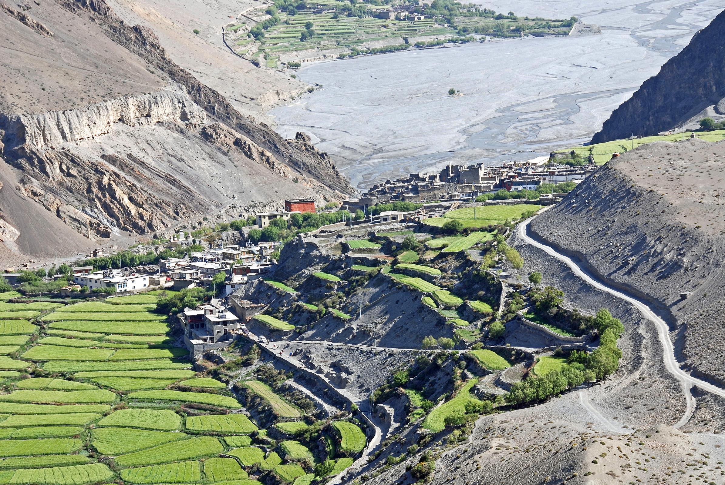 108 Kagbeni Close Up Kagbeni (2840m) is a green oasis at the junction of the Jhong Khola and the Kali Gandaki valleys, with Upper Mustang to the north. It is an ancient town that has been involved in the salt trade for thousands of years.